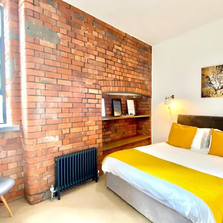 Victorian Factory With 2 Bedrooms Бристоль